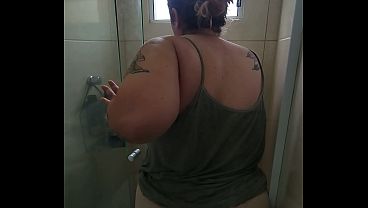 bbw takes a shower after gym